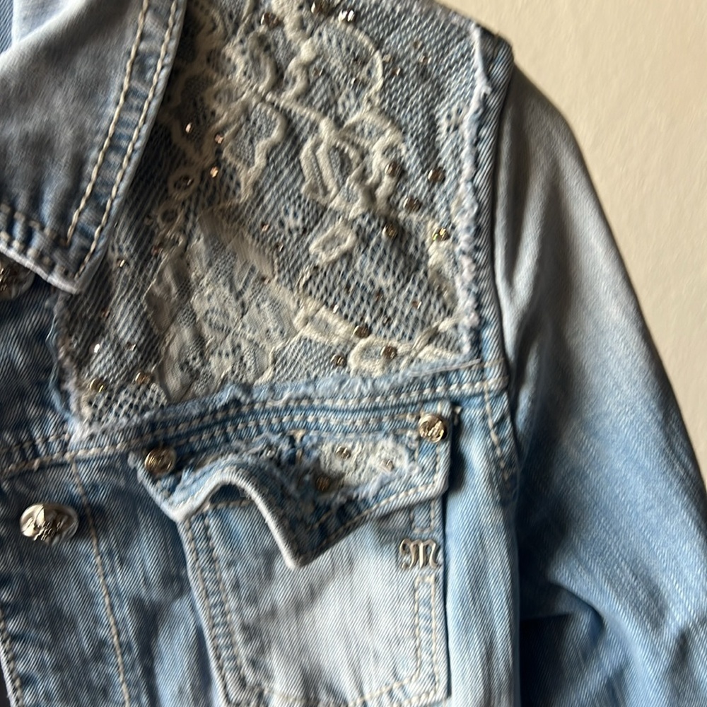 Miss me crop button front yoke lace denim jacket M - Picture 3 of 4